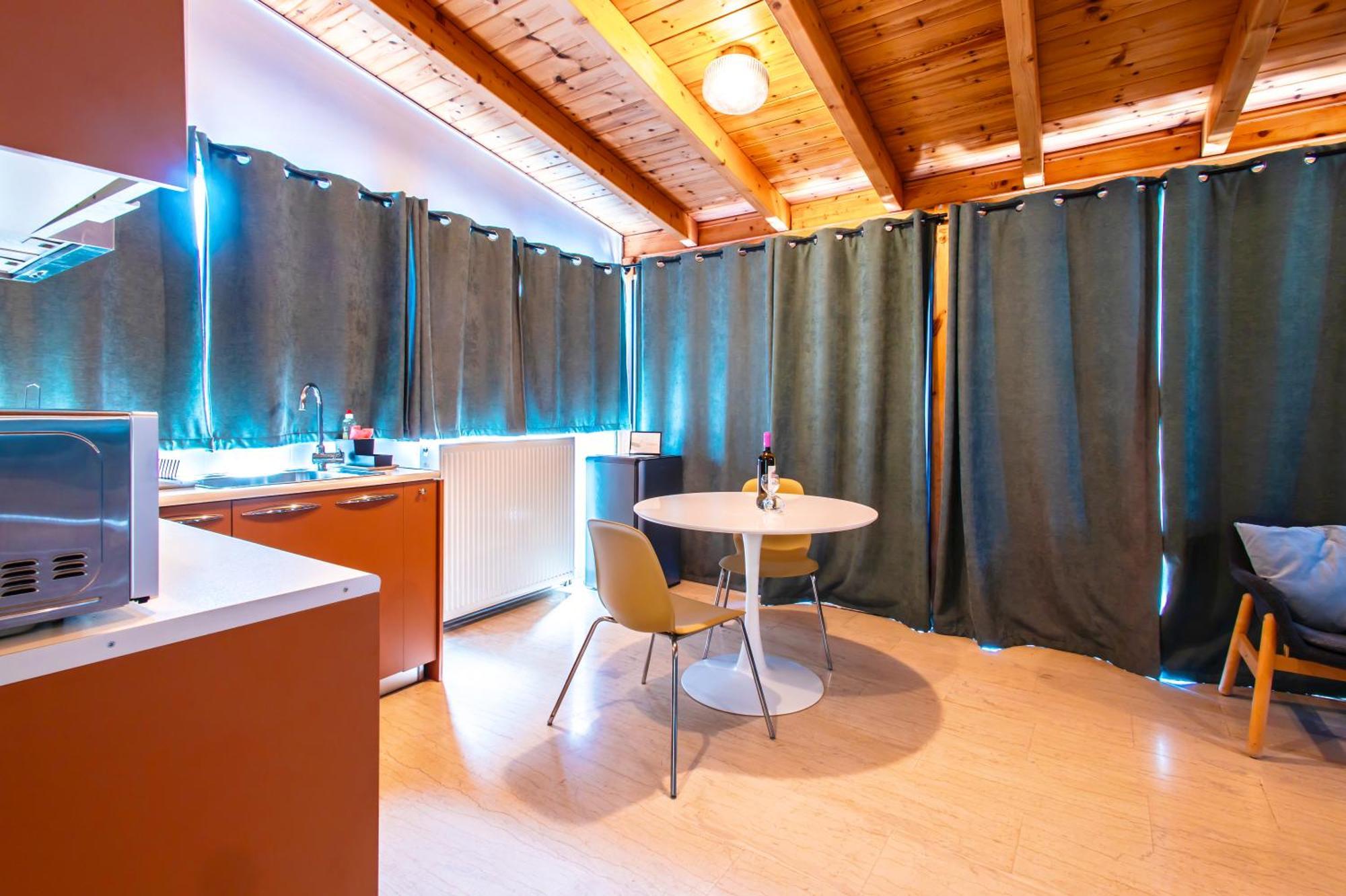 Lis153 By Smart Cozy Suites - Top Floors With Amazing City View - Available 24Hr Athen Eksteriør bilde