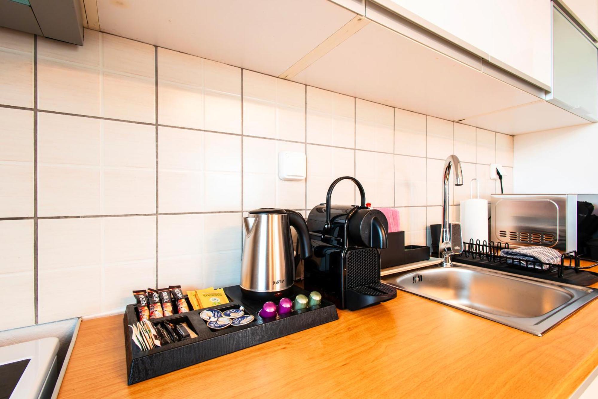 Lis153 By Smart Cozy Suites - Top Floors With Amazing City View - Available 24Hr Athen Eksteriør bilde